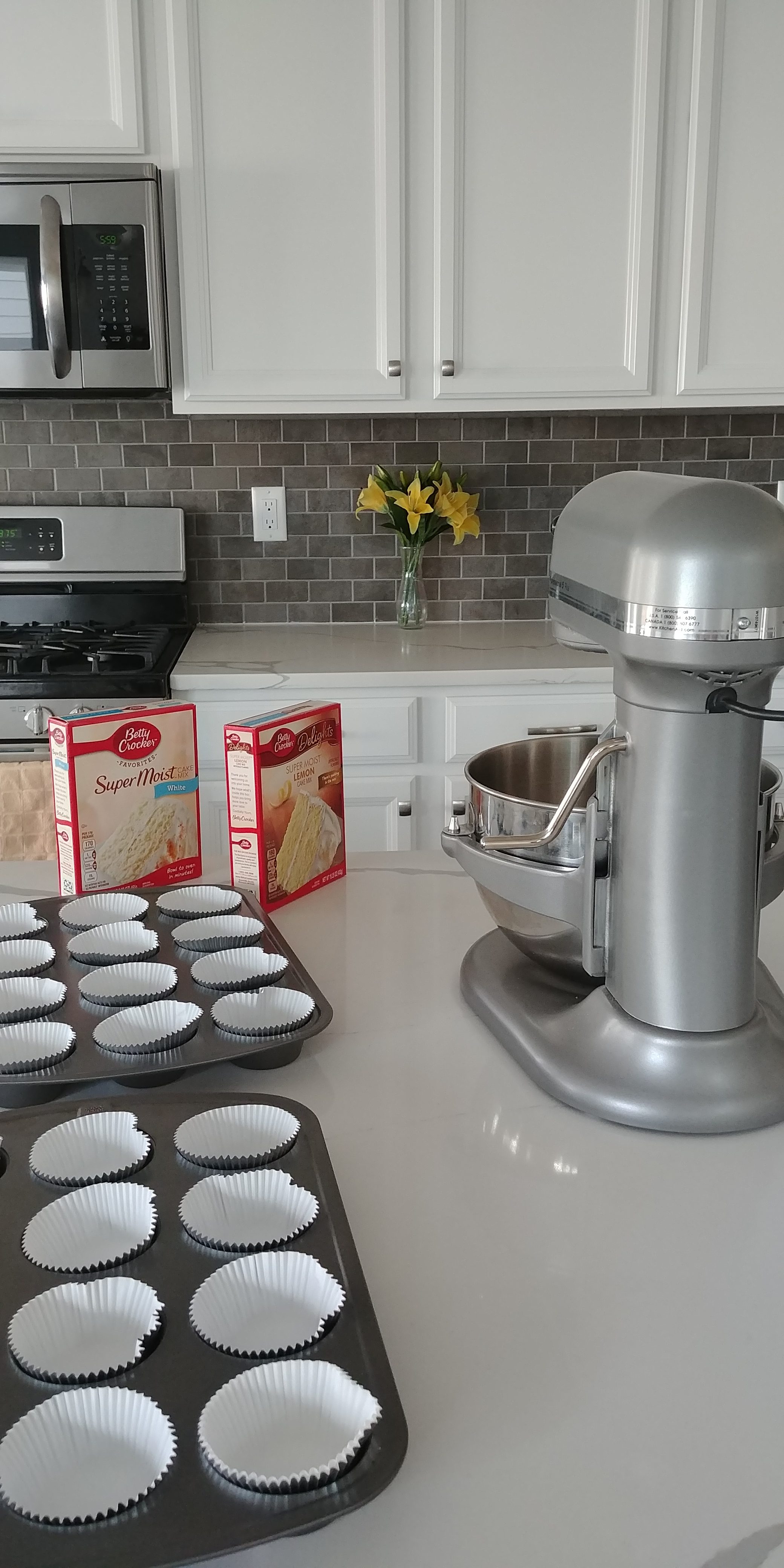 Wedding Cupcakes and Kitchen Aid
